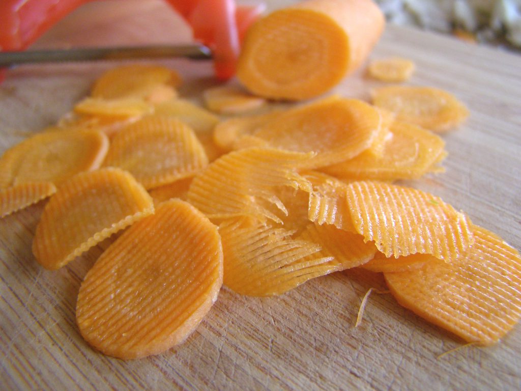 Нарежем морковь не так, как всегда